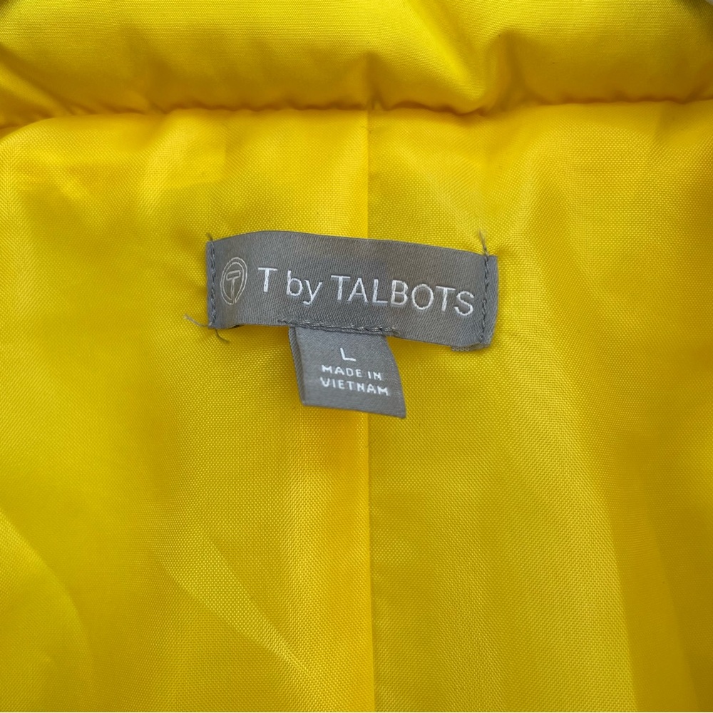 TALBOTS NWOT Quilted Vest with Packable Hood - Size L - Picture 9 of 13